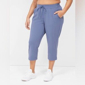 LIVI for Lane Bryant Capri Trousers Size 22/24 Blue Indigo